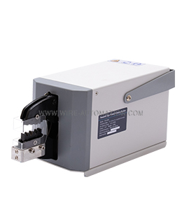 Pneumatic crimping machine
